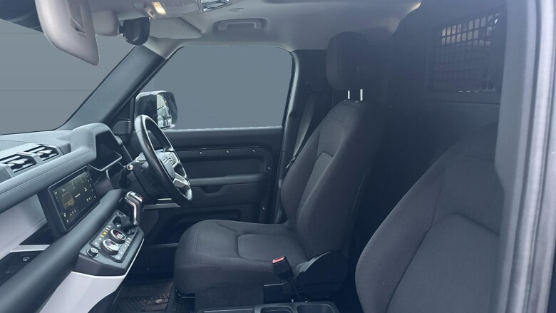 Land Rover Defender 110 Diesel 3.0 D250 Hard Top Auto